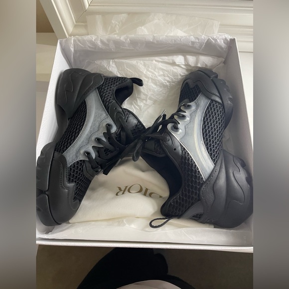 DIOR D-CONNECT SNEAKERS - Picture 3 of 10